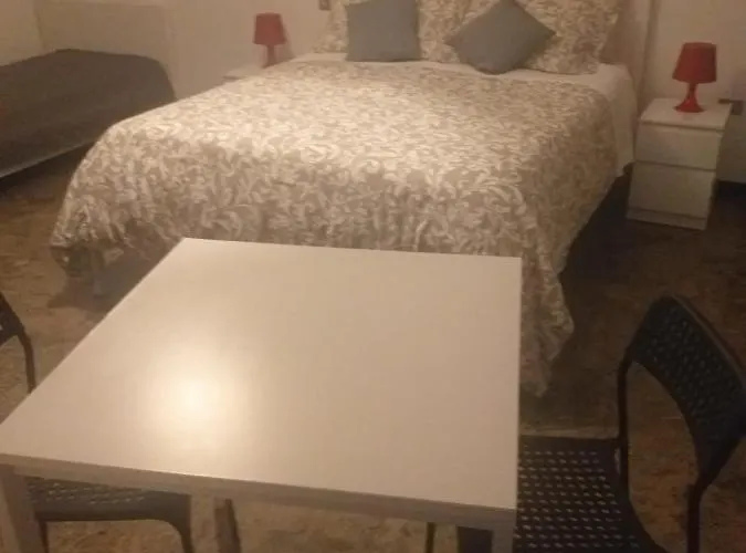 Executive Center 3* Барі