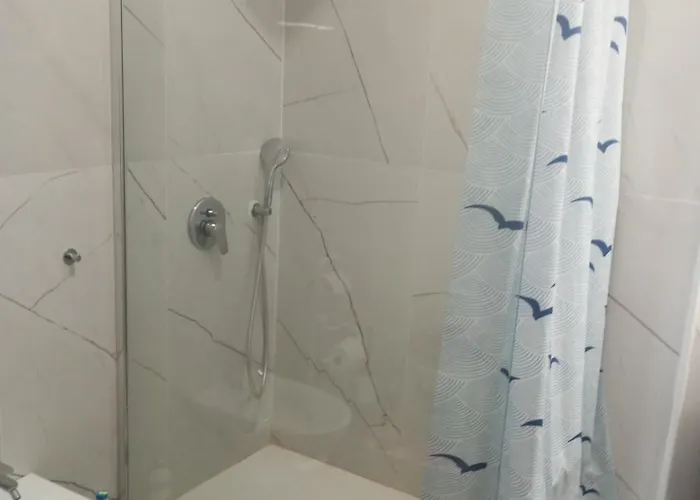 Гостьовий будинок Executive Center 3*