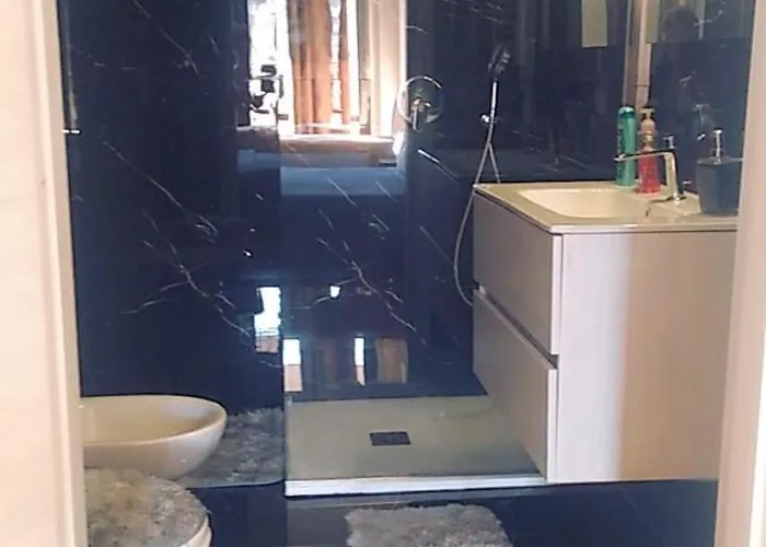 Executive Center Гостьовий будинок