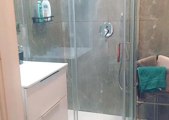 Гостьовий будинок Executive Center 3*